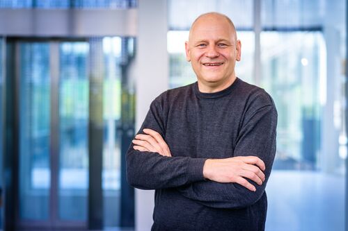portrait photo of Prof. Thomas Mikolajick